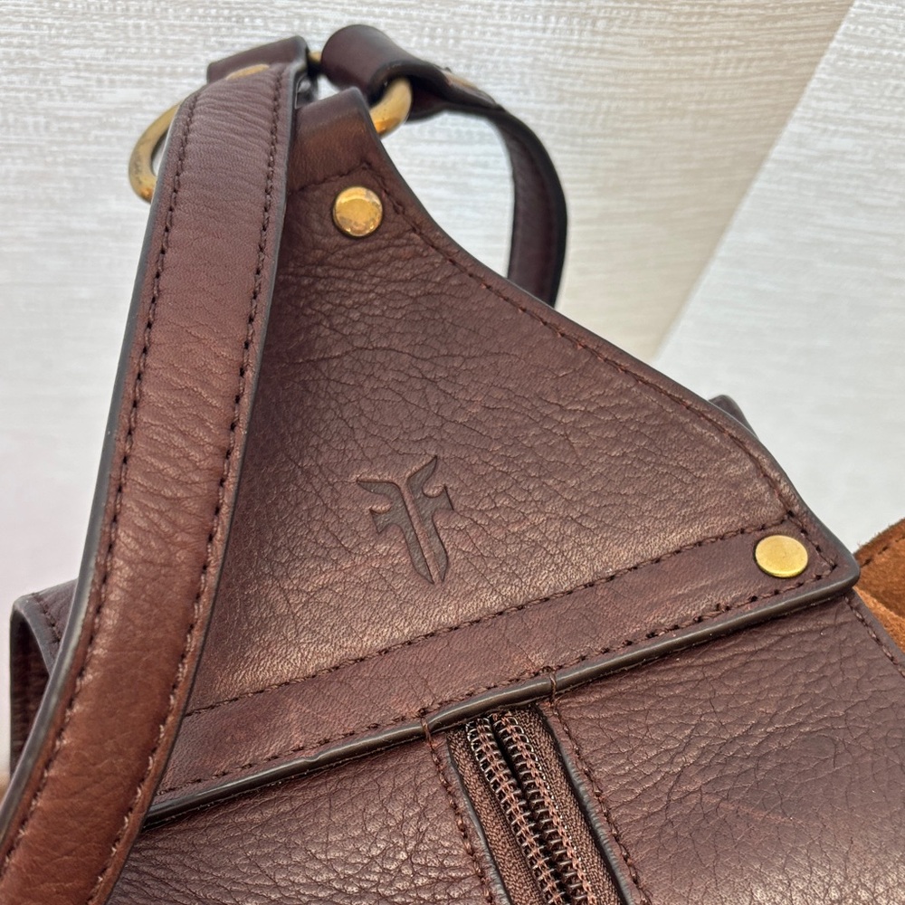 Frye Clara Fringed Brown Suede Shoulder Bag - Picture 8 of 10